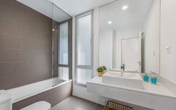 Property slide 25