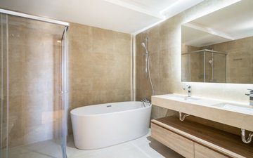 Property slide 19