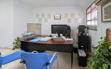Property slide 10