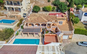 Property slide 31