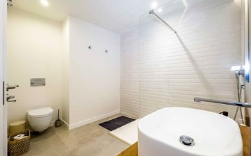 Property slide 28