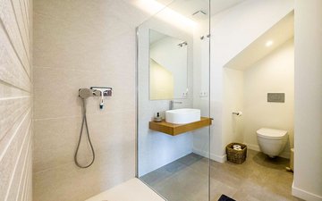 Property slide 30