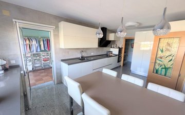 Property slide 8