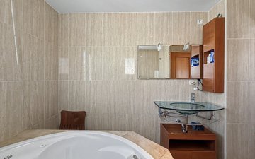 Property slide 40