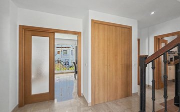 Property slide 44