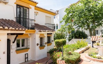 Property slide 30
