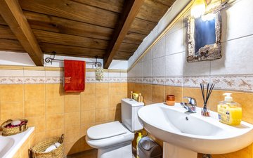 Property slide 20