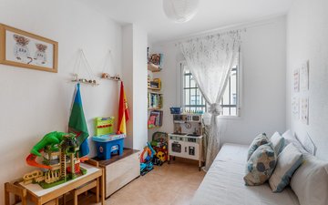 Property slide 16