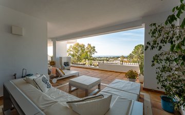 Property slide 22