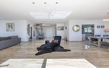 Property slide 21
