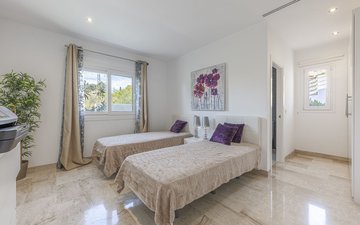 Property slide 34