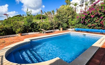 Property slide 14
