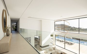 Property slide 25