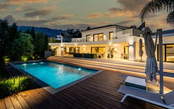 Property slide 20