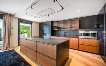 Property slide 22
