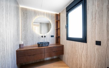 Property slide 46