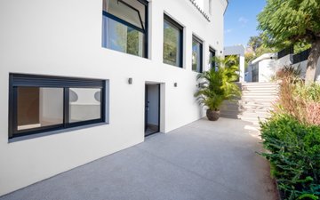 Property slide 51