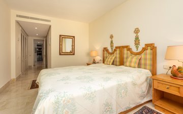 Property slide 25