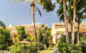 Property slide 38