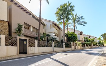 Property slide 49