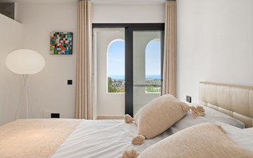 Property slide 48
