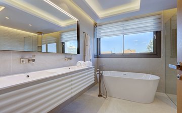 Property slide 35