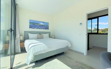 Property slide 17