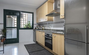 Property slide 14