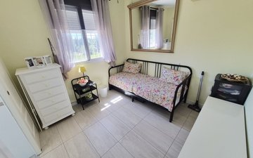 Property slide 17