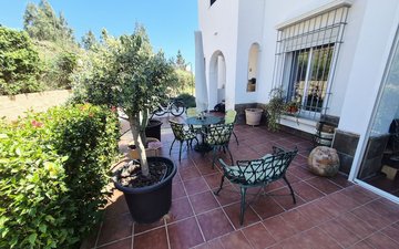 Property slide 24