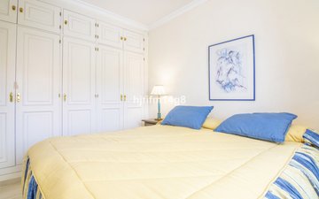 Property slide 20