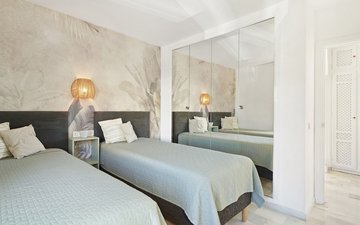 Property slide 18