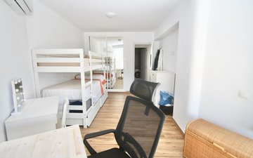 Property slide 20