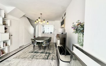 Property slide 17