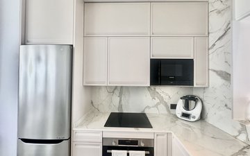 Property slide 20