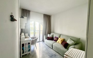 Property slide 8