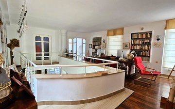 Property slide 18