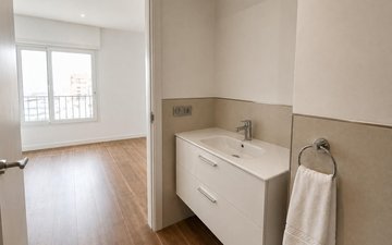 Property slide 14