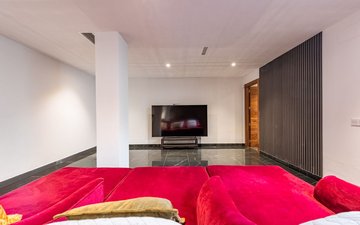 Property slide 25