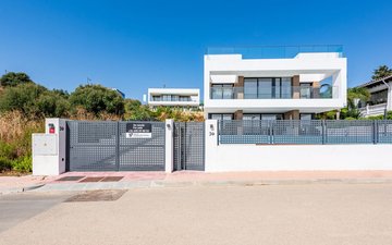 Property slide 35