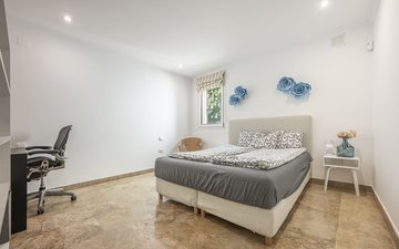 Property slide 15