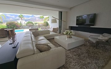 Property slide 14