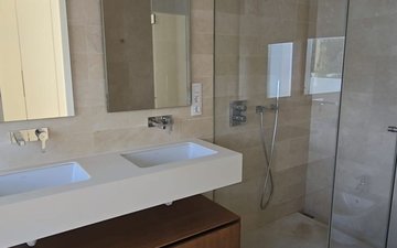 Property slide 20