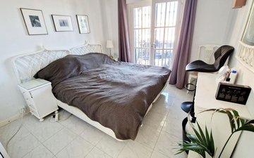 Property slide 18