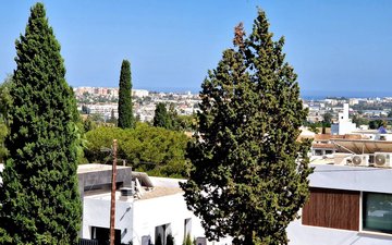 Property slide 22