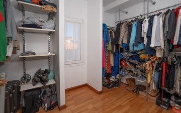 Property slide 22