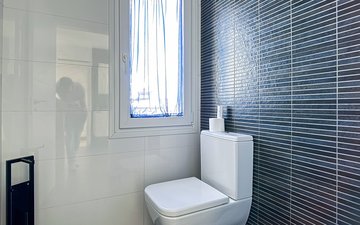 Property slide 32