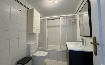Property slide 22