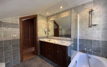 Property slide 28