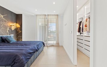 Property slide 21